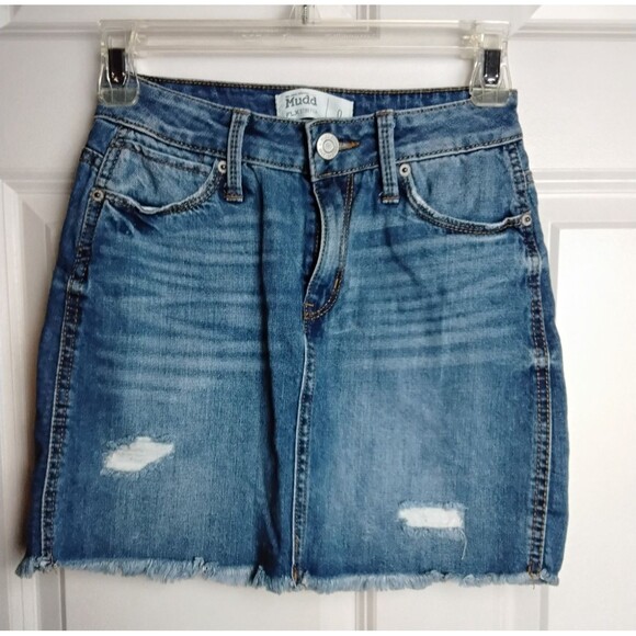 Mudd Dresses & Skirts - Mudd Women's Skirt Size 0 Blue Jean Distressed Flex Stretch Mini Denim